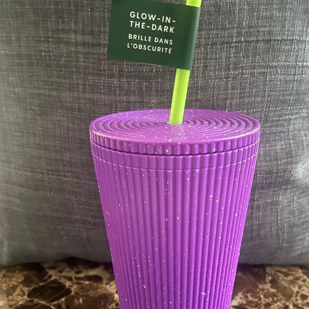 Starbucks Glow-In-The-Dark 16oz!